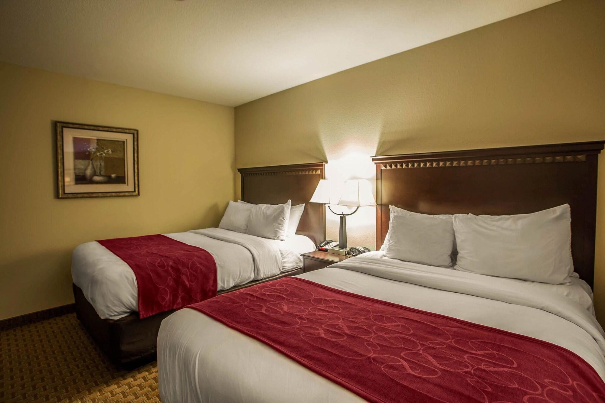 Comfort Suites Bloomington I-55 And I-74 Экстерьер фото